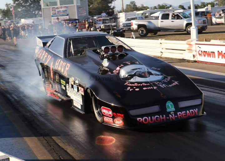 ColinThompson70's tweet photo. Welcome home champ!
Was indeed an honor and pleasure bumping into Jacqueline Williams, team member of California drag race team Rough N Ready Racing, the #CIFCA champions. 🏆🥇🔥
#BermudianExcellence. 🇧🇲 https://t.co/wVJ3hMw9tp