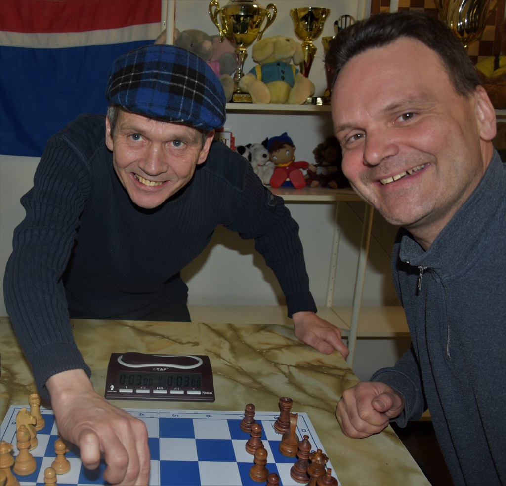 Gleðifréttir á skákmóti Hróksins og Kalak hrokurinn.is/gledifrettir-a…