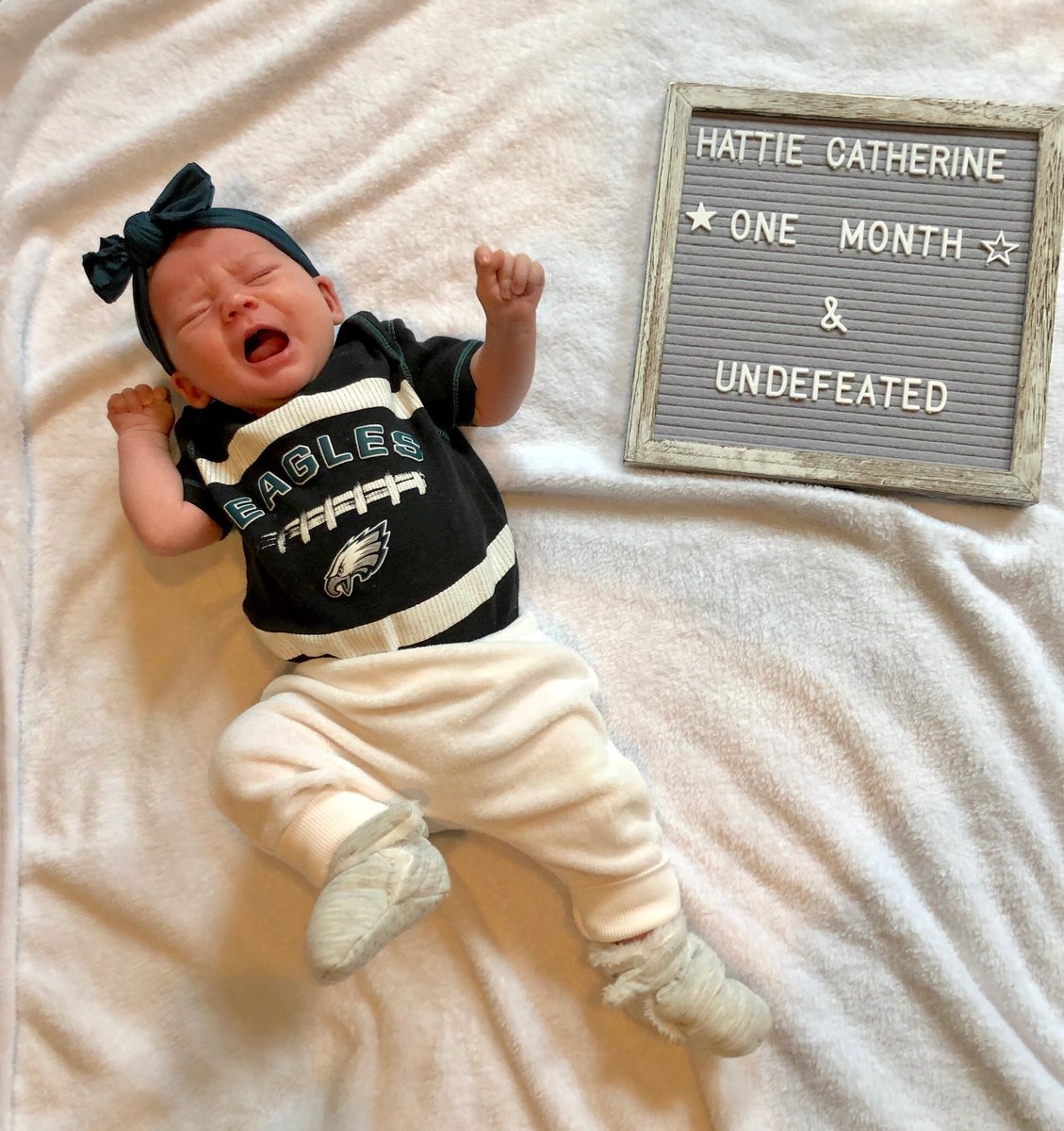 FLY OR CRY! 4-0 since Hattie <a href="/Eagles/">Philadelphia Eagles</a>