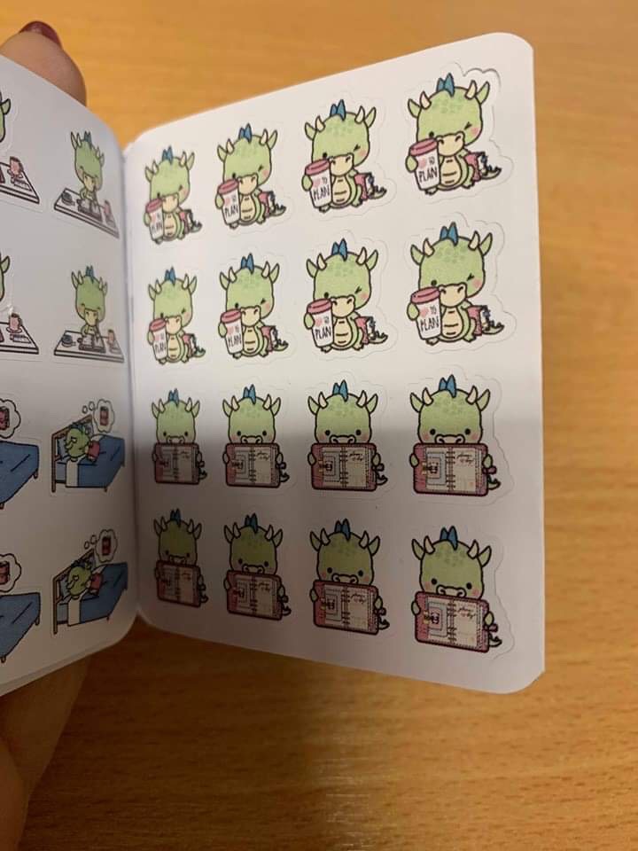 LLAuthor's tweet image. Who loves stickers!? Mimi’s Mayhem has 15% off the entire shop AND all orders over £15 will receive one of the NEW PLANNER THEMED DRAGON STICKER BOOKS for FREE!
*MAKE SURE YOU COMMENT STICKER BOOK ON YOUR ORDER NOTES SO I KNOW TO SEND A FREE STICKER BOOK*

etsy.com/uk/shop/MimisM…