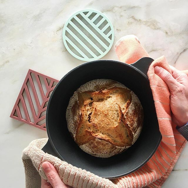We love a good weekend project and creating your own sourdough bread is just that!! Lots of trial and error where you sometimes unwillingly have to throw your creation into the bin 😩 Today we were lucky as all of our previous efforts paid off and we … ift.tt/2tA15H7