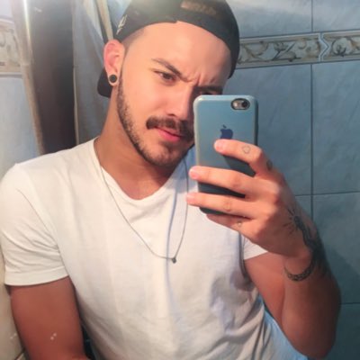 LSalesf's tweet photo. #NovaFotoDoPerfil https://t.co/ygaNrCqbpu