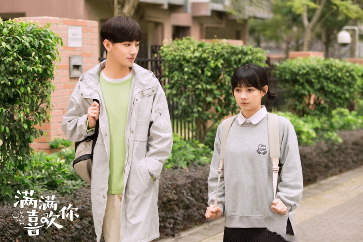 ✧ ALL I WANT FOR LOVE IS YOU ✧- lu zhao hua & liu yuhan- a typical light-youth drama - tbh i prefer the ml's hair during school:(- gu xiaoman's so cute, i want to be like her- imagine being chased by 3 guys at once:(