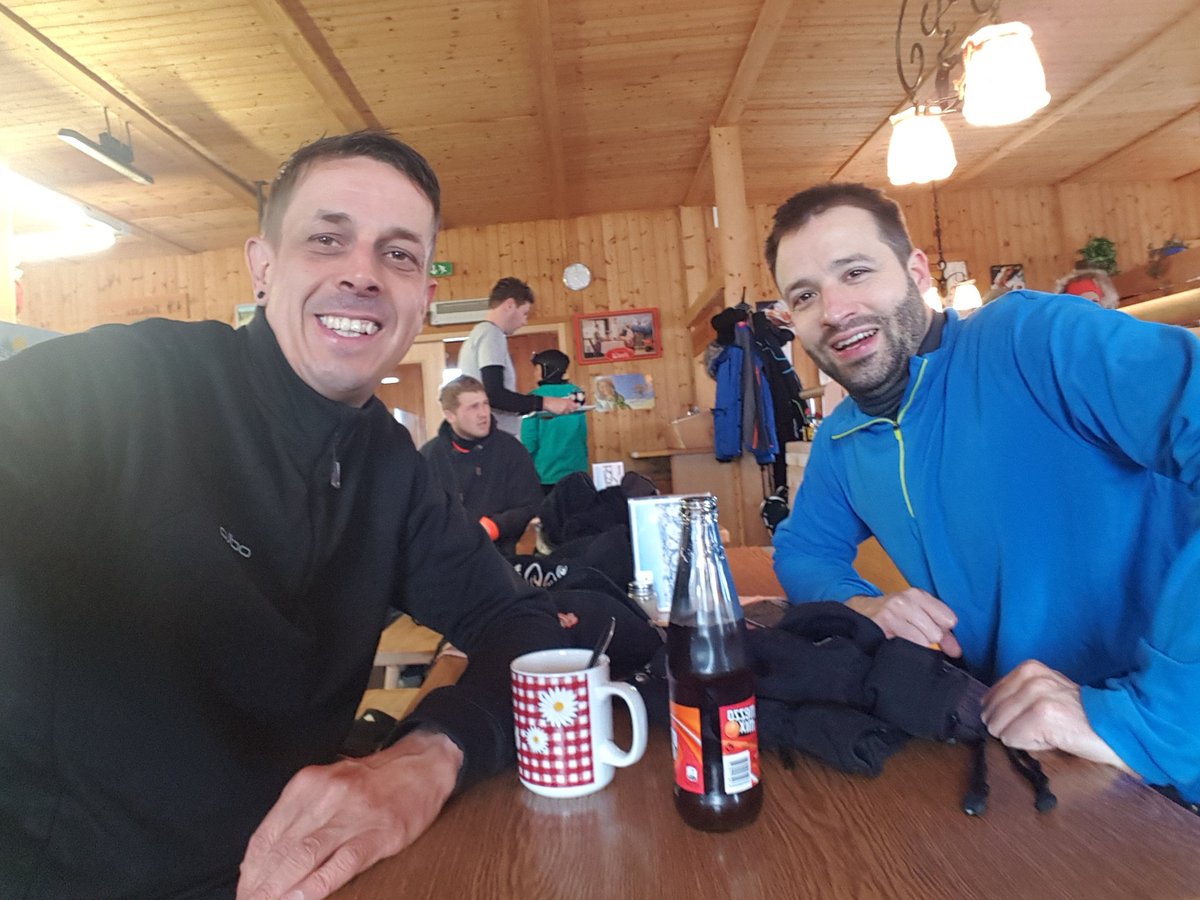 Entspannen auf der Piste und daneben mit <a href="/schneller_c/">Schneller_unterwegs</a>. Und ihr so?