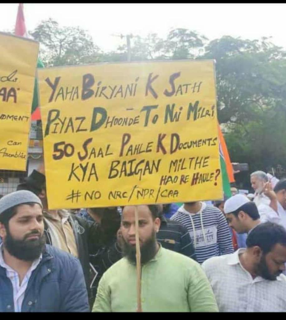 Typical hyderabadi protest at its best in favour of #IndiaRejectsCAA_NRC #IndiadoesnotSupportsCAA #IndiansAgainstCAA #HyderabadMillionMarch
@zoo_bear @thepeeinghuman @Nehr_who @5TrillionOnions @RoflGandhi_ @Rantinglndian_ @Chivas_Desi @srivatsayb