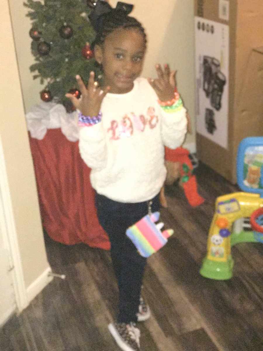 Swa_Jackk's tweet photo. I Need Everybody To Wish My Oldest Daughter Lil Ru A Happy Birthday She Turn The Big 5 Today‼️‼️ 🎁🎉🎈🎊 #DaddyGirl #LilRu #Wofgng🐺 https://t.co/OtjSBGYjt6