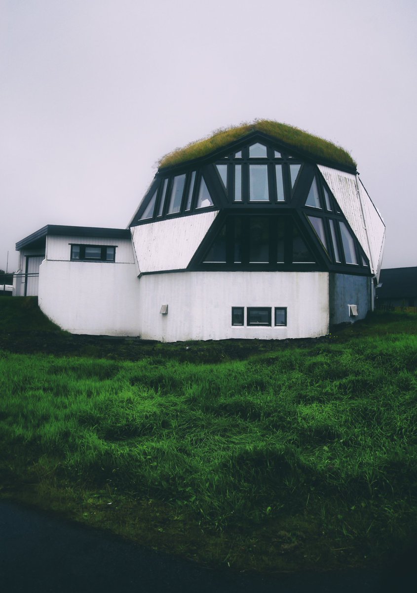 Kvivik Igloos in Faroe Islands 🇫🇴 
#art #Photography #nature #FaroeIslands #visitfaroeislands #home
