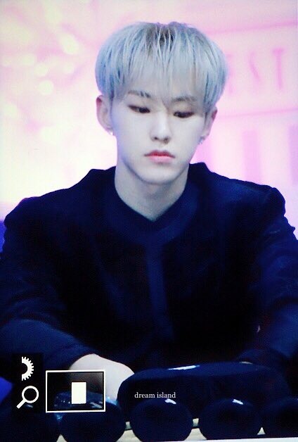 200105 골든디스크

#세븐틴 #SEVENTEEN #호시 #권순영 #HOSHI #ホシ