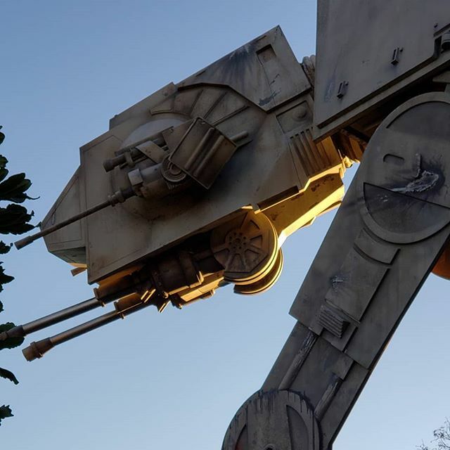 TheDisneyBlog's tweet photo. I love the smell of AT-AT in the morning.
.
.
.
#starwars #startours #atat #hollywoodstudios #apocalypsenow #disneylife #disneyblogger #thedisneyblog https://t.co/DVlPNPHdn3 https://t.co/TKGxKudJaD