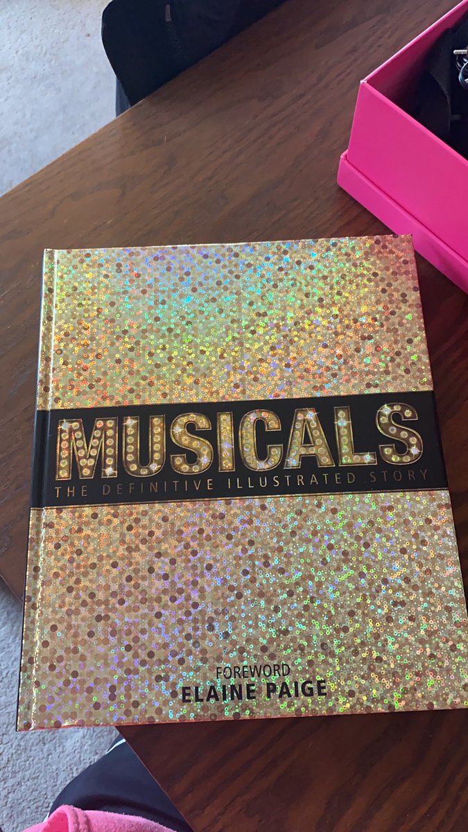 Jamesxox's tweet photo. @elaine_paige #EPonSunday @BBCRadio2 sitting down on a Sunday afternoon with Elaine Paige!!! Also reading this AMAZING BOOK!! https://t.co/dXgfJ5RDJX