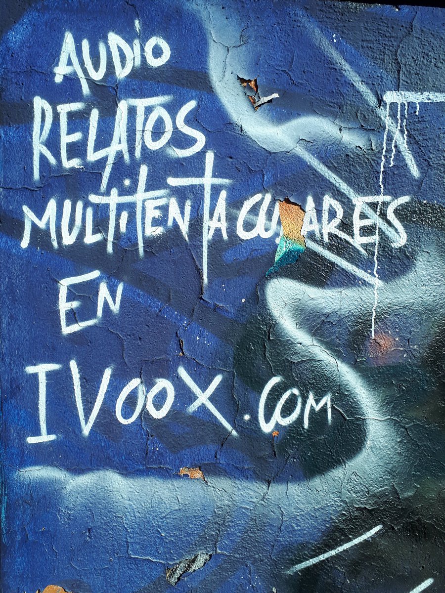 NoviembreNoc's tweet photo. Por fin hemos podido peregrinar en busca de las alquimias de #Azidoh &amp; #Salamandave > Hemos invocado unos shoggoths junto a nuestro amigo Pickman y ofrendado unos #tentáculos al Gran Hacedor. Hemos perdido varios puntos de cordura > @ivoox

No lo olvides nunca: #Cthulhu te ama. https://t.co/VZLZG3Iqqq