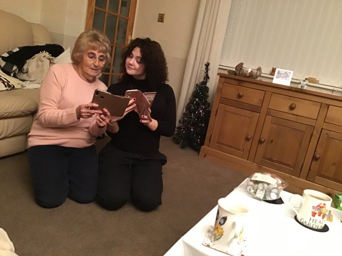 For the many MANY of you doubting the practicality and sexual appeal of my wallet/phone case with combined<a href="/tag/covid"class="tags"><span>#covid</span></a><a href="/tag/halloween2020"class="tags"><span>#halloween2020</span></a><a href="/tag/theantihalloween"class="tags"><span>#theantihalloween</span></a>