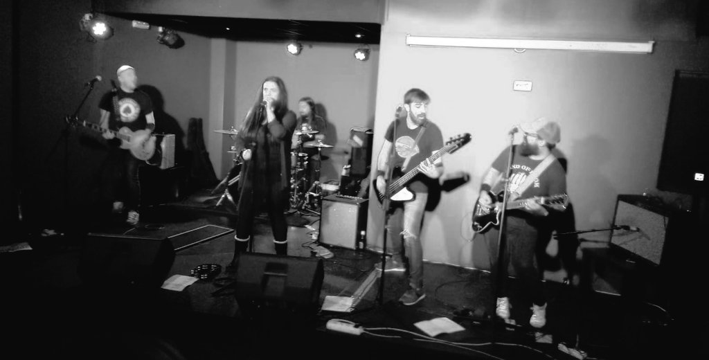 Hellville Band tweet media