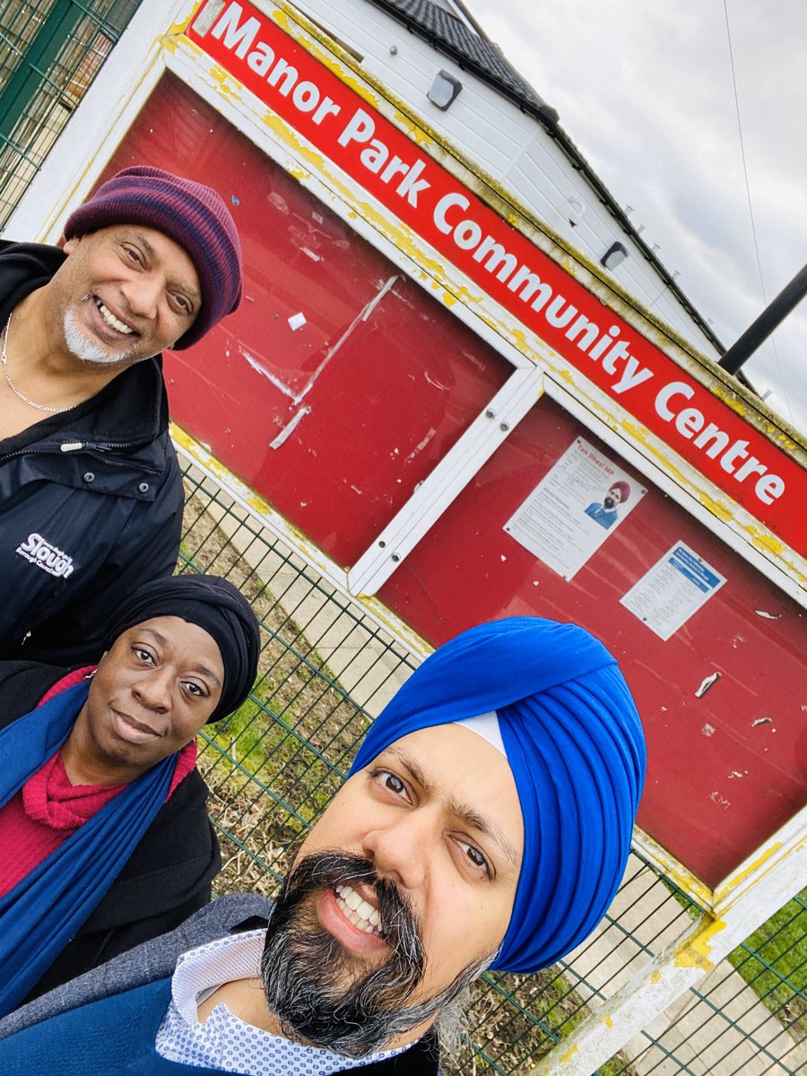 May have won with a huge majority again and it may be a #Sunday morning, but you can rest assured that  your MP continues to work hard for you. 

Just finished another regular advice surgery, helping #Slough constituents.