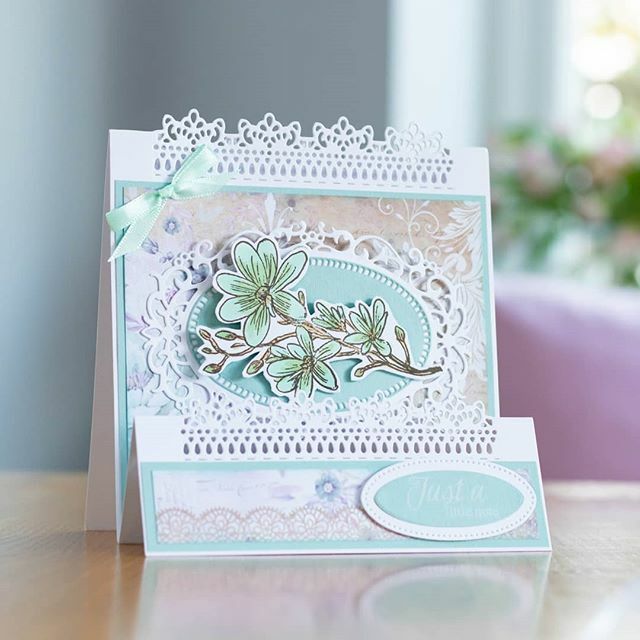 Make sure you pick up issue 25 of Crafter's Inspiration this month, where you can learn to make this beautiful Sara Signature Vintage Lace card and much more! ✨ 💙