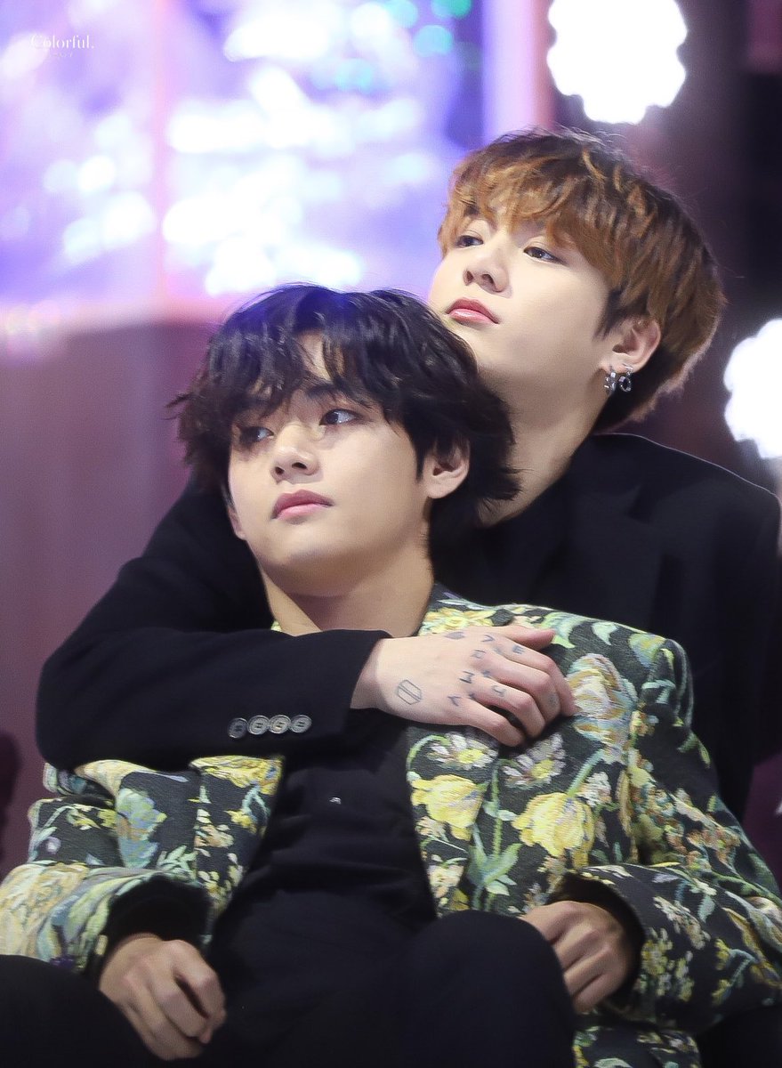 Colorful__V's tweet photo. 200105  GDA

#방탄소년단 #BTS #뷔 #태형 #TAEHYUNG #テテ #金泰亨 @BTS_twt https://t.co/VXaWY5z7oR