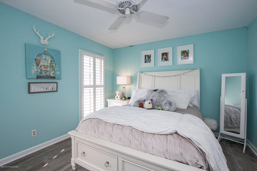HommatiNetwork's tweet photo. 2310 Fallsview Rd, Louisville, KY 40207

https://t.co/asLK3w8hJi

#Hommati #LouisvilleKyRealtor #KentuckyHomes #RealEstateKY #LouisvilleKYRealEstate #LouisvilleKYRealtor https://t.co/RxVzwwmZcv