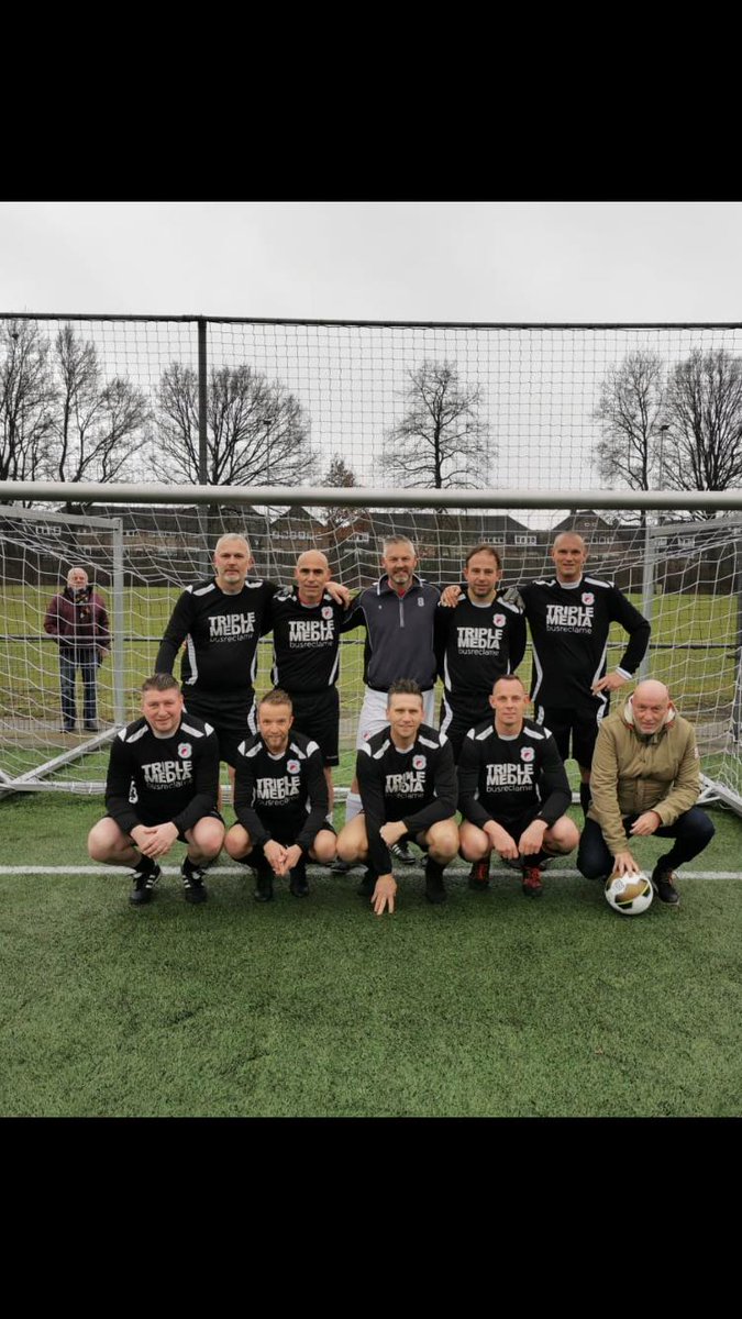 4Vosta's tweet photo. Oud vosta wint stampottoernooi met o.a oud club icoon Jeroen heubach. @SVVosta  ouderwets gezellig https://t.co/4XcbdKvvFb