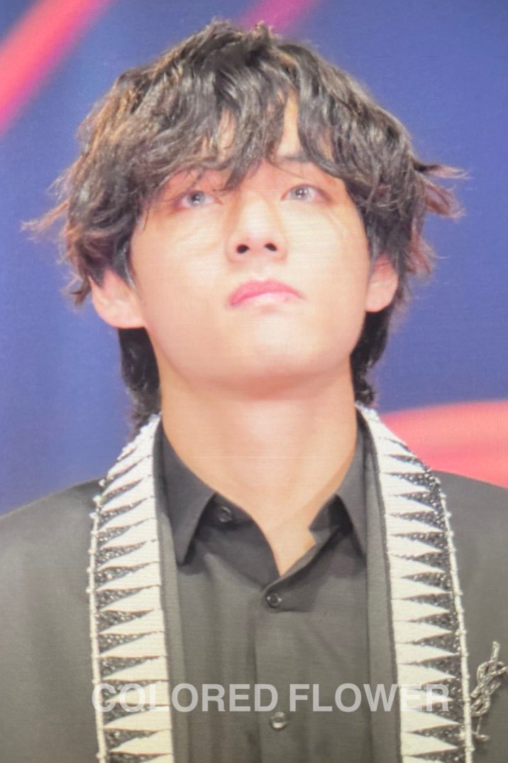 200105 GDA
#뷔 #태형 #V #방탄소년단 #bts⁠ ⁠⁠ ⁠⁠ ⁠⁠ ⁠
<a href="/BTS_twt/">방탄소년단</a>