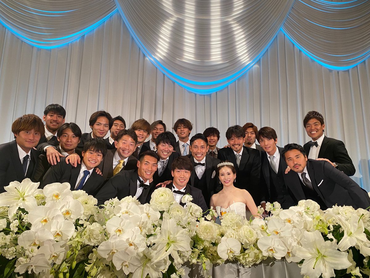 みっくもっくゆっく Ar Twitter 浦和レッズ 岩波拓也 結婚式 レッズ大集合 こんな素敵な写真が見られるなんて思ってなかった 岩波選手おめでとうございます 興梠 慎三さん み つけた 幸せな1年の始まりだね レッズの皆に幸あれ みっくもっくゆっく Ar Twitter 浦和レッズ 岩波拓也 結婚式 レッズ大集合 こんな素敵な写真が見られるなんて思ってなかった 岩波選手おめでとうございます 興梠 慎三さん み つけた 幸せな1年の始まりだね レッズの皆に幸あれ