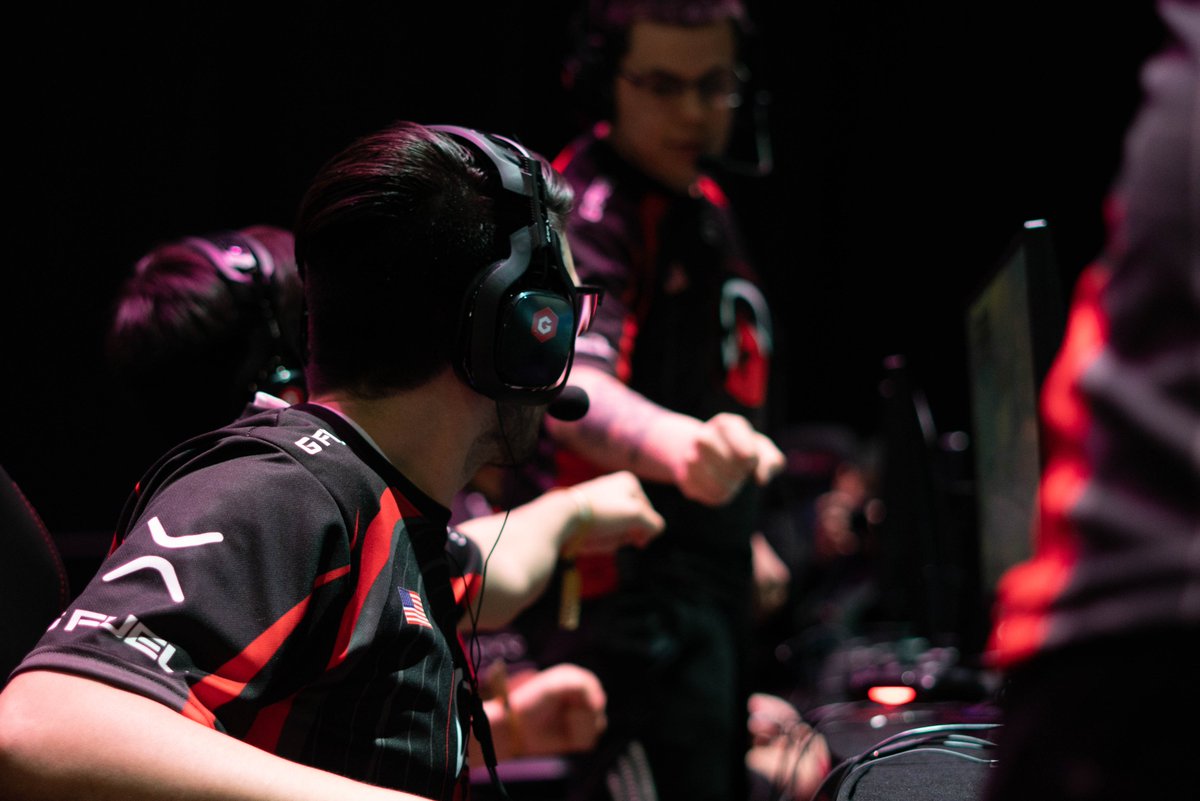 Cluxarr's tweet image. Hey there! 

My name is Sem, also known as 'Cluxar'.  I'm a freelance photographer and available for CDL London. I've already booked my flights!

If you want more information about prices, my work and previous clients, get in touch.

📸 Cluxar.com
📩 info@cluxar.com