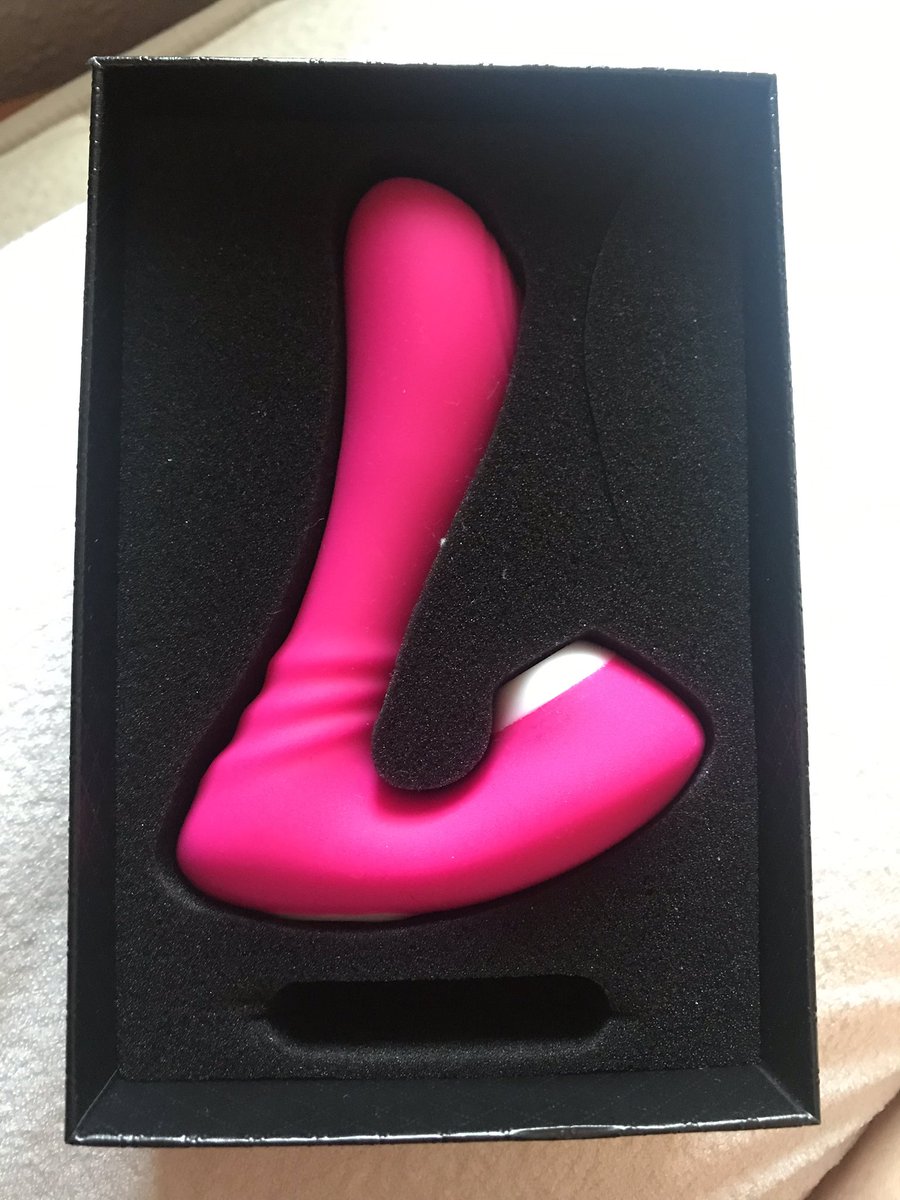 Sóc vinguda a reivindicar l’autoplaer femení. 
Toqueu-vos i coneixeu-vos. Feu-vos felices, que la vida és curta i no estem per desperdiciar orgasmes. 
I compreu-vos aquesta meravella, és d’un altre planeta sujuro.