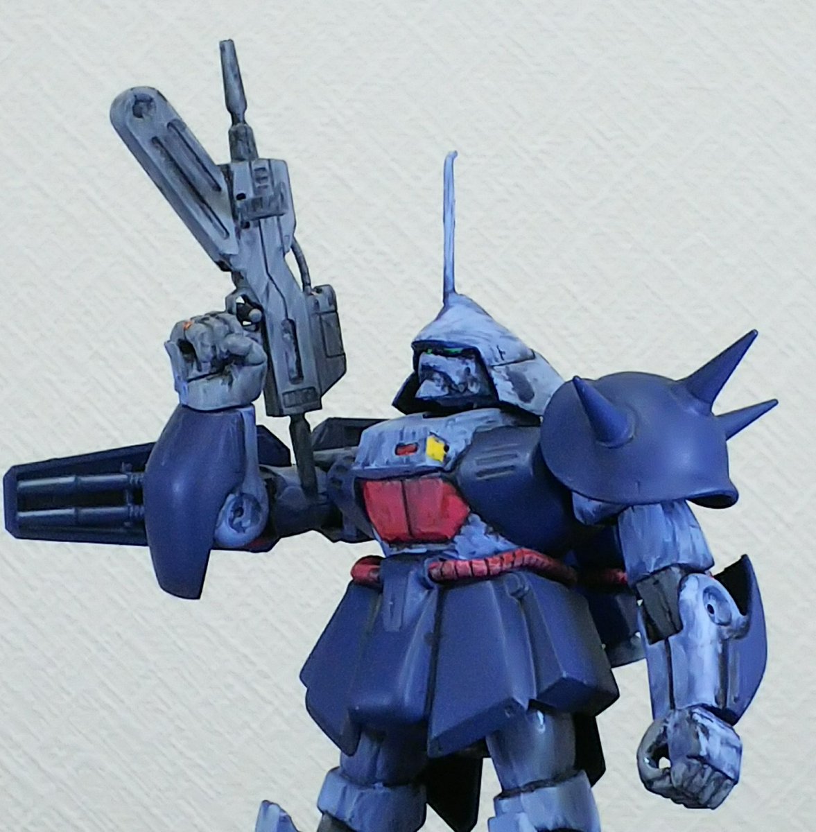 時間ギリギリですが1/144マラサイ完成。近藤和久先生描くところの