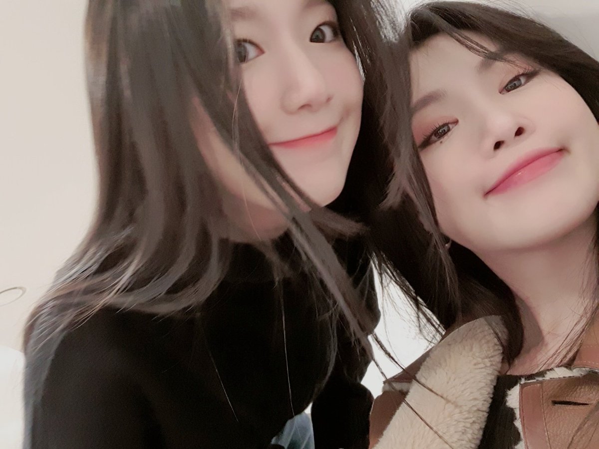 [#수진] 생일축하해 내사롱🖤

instagram.com/p/B68Tf1pFQXI/…