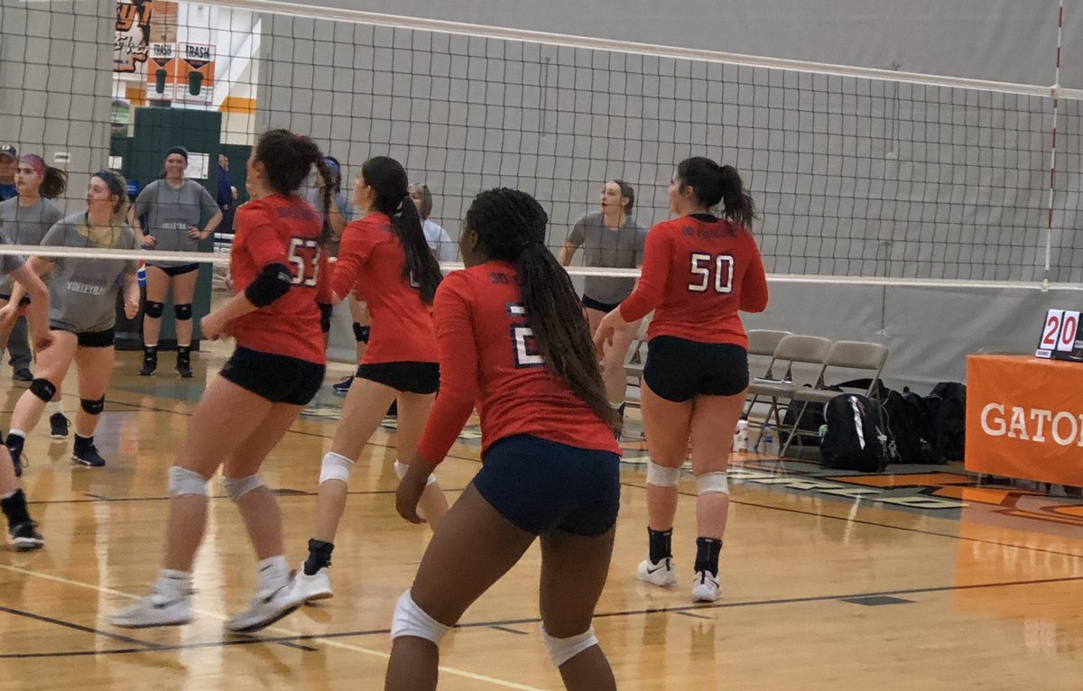 chrismjenx's tweet photo. @SkyJenkins6 @haven_stalcup @Sierrabates_10 repin @NVACougars for @goextremevb 17u at their first play day https://t.co/d0HeWkZjuV