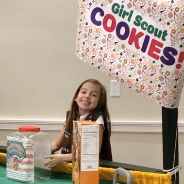 amdaniel83's tweet image. 🍪🍪Cookie season is upon us!!!🍪🍪 Abigail is so excited to kick off her very first cookie selling season this year. Saturday 1/11/2020 is when it all begins!!! This is the last year for Thanks-A-Lots 😢#cookiedealer #girlscoutcookies #girlscouts #cookies