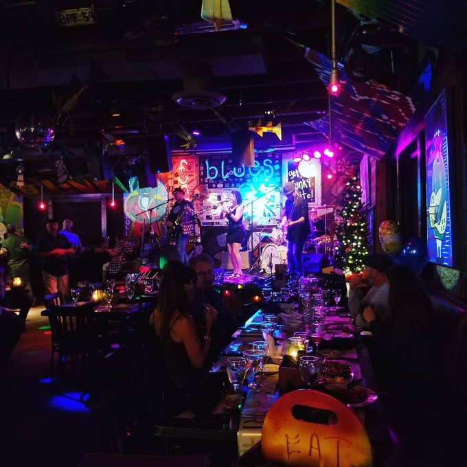 TW Pornstars Titan6969069. Pictures and videos from Twitter.