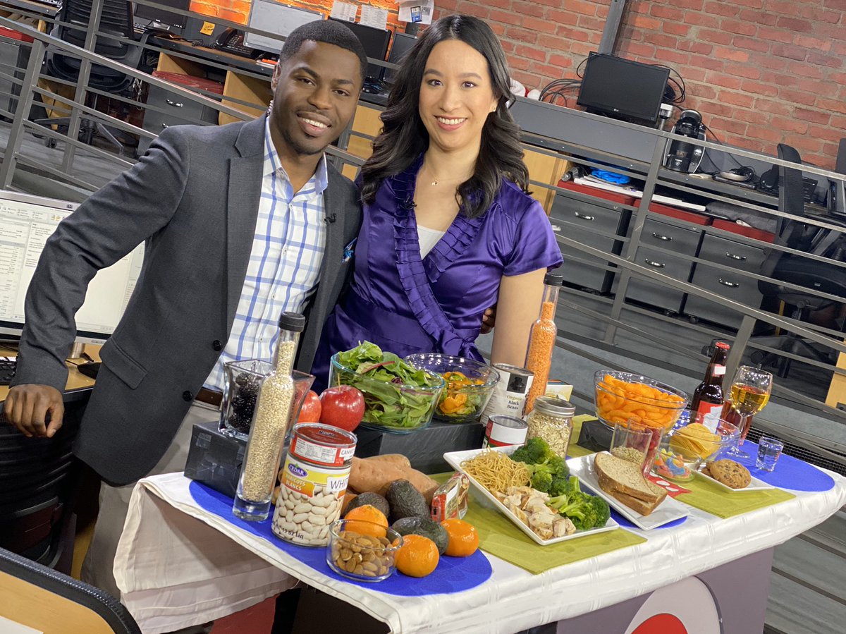 CP24Breakfast's tweet photo. If eating well and living a healthier life is one of your New Year’s resolutions, check out our segment with dietician Michelle Jaelin on the @cp24breakfast website where she shares her tips and tricks to avoid giving up on your resolutions! https://t.co/D0XxYXsRrC