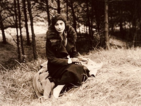 Thank you #DoctorWho for featuring the iconic #NoorInayatkhan in tonight’s episode. I have been reading about Noor’s life and talking to others about her for ages and have been astounded by how many people have never heard of her 👏