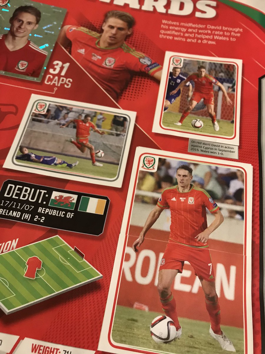Sticking with Wales Euro 2016 panini sticker album; my hands might not be the steadiest but I’m pretty sure I lined up the double picture of @_DaveEdwards perfectly. So sorry to point this out 4yrs late Edo but what have panini done with your right hand? Thats a long one 😳😬
