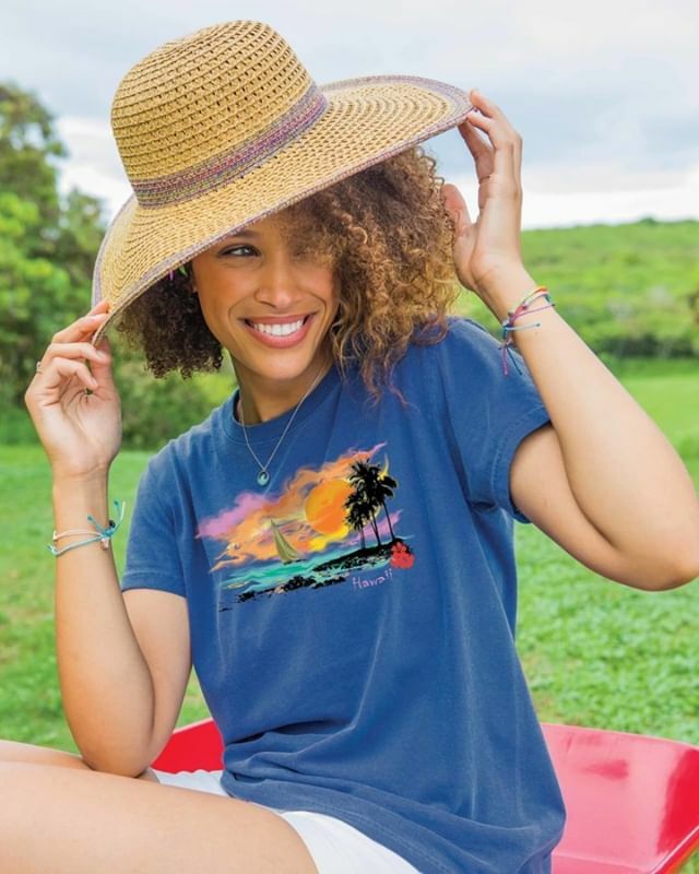 WaikikiBeachWlk's tweet photo. How delicious! #repost @crazyshirts: Our newest specialty color will have you bursting with smiles and dressing with flavor. This new dye will surely add life to your wardrobe! Shop now!
...
#crazyshirts #beoriginal #blueberry #new #specialtydye #shopn… https://t.co/NNgSkbyLhi https://t.co/4LLlZUHCnY