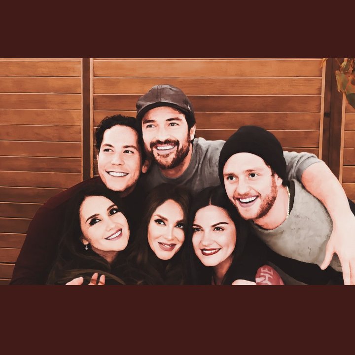 pinpxtxt's tweet photo. #FandomConheceFandom 
#FandomSegueFandom 

se staneia algum deles, fav q eu te sdv e comenta qual(is) vc staneia✌️ https://t.co/37Ptluklnj