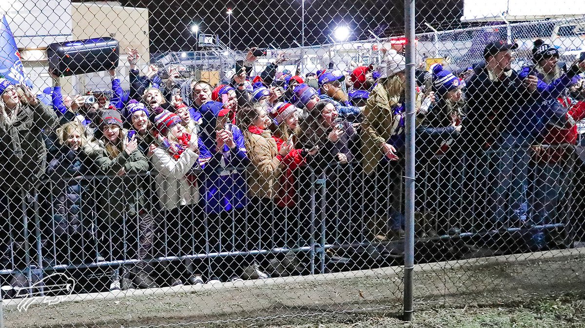 BuffaloBills's tweet photo. Through it all, you're always there for us.

We love you, #BillsMafia. ✊ https://t.co/xf0FgYhKyl