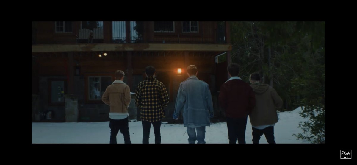 darkbesson's tweet image. chills video is out!!! ekkkk i love it sooo much!❤️ you guys killed this! evan you did amazing filming it! so amazing!❄️ #chillsvideo @whydontwemusic @evanhara7 @brandontaylorp