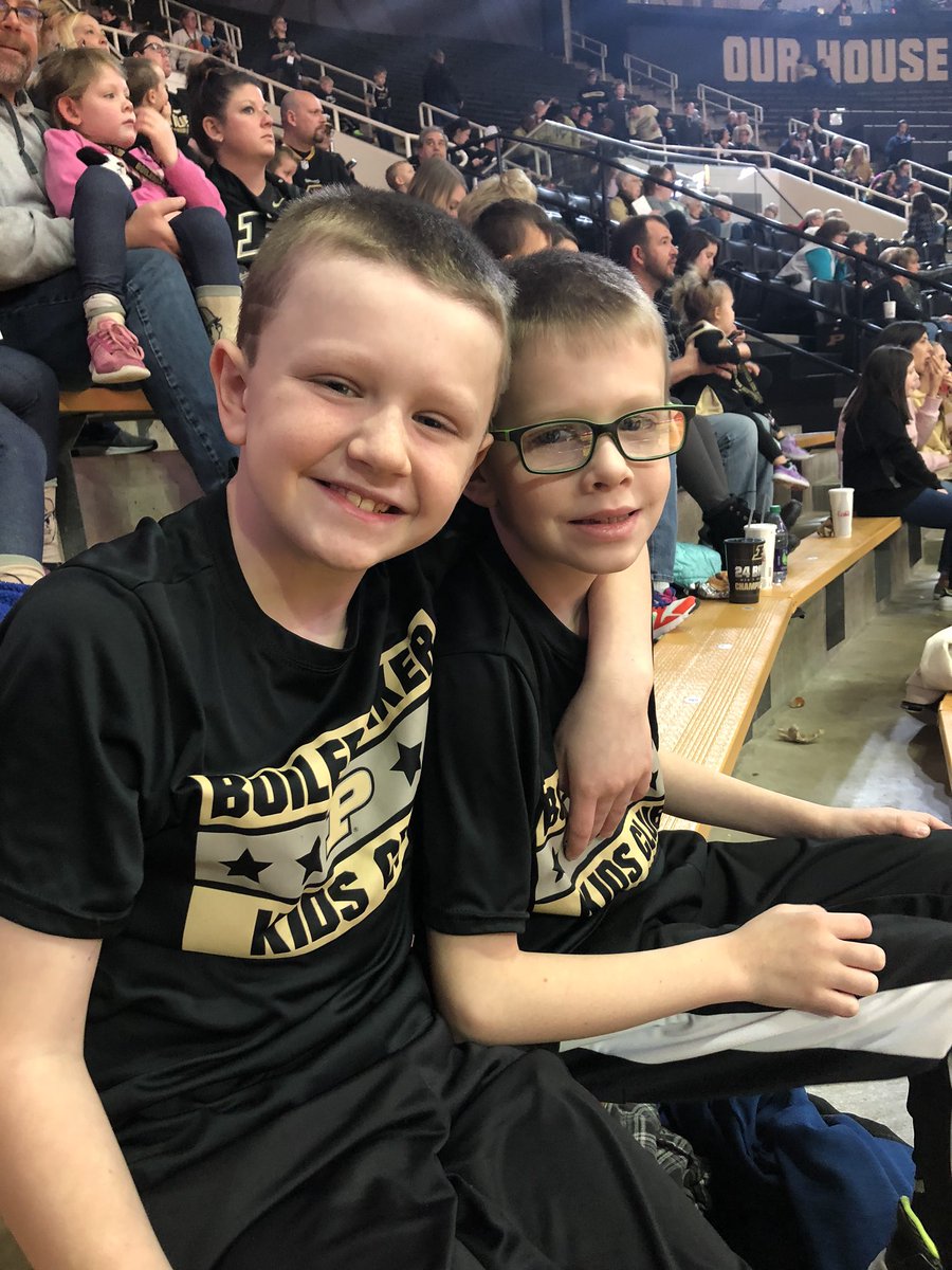 Robin Huffman tweet media