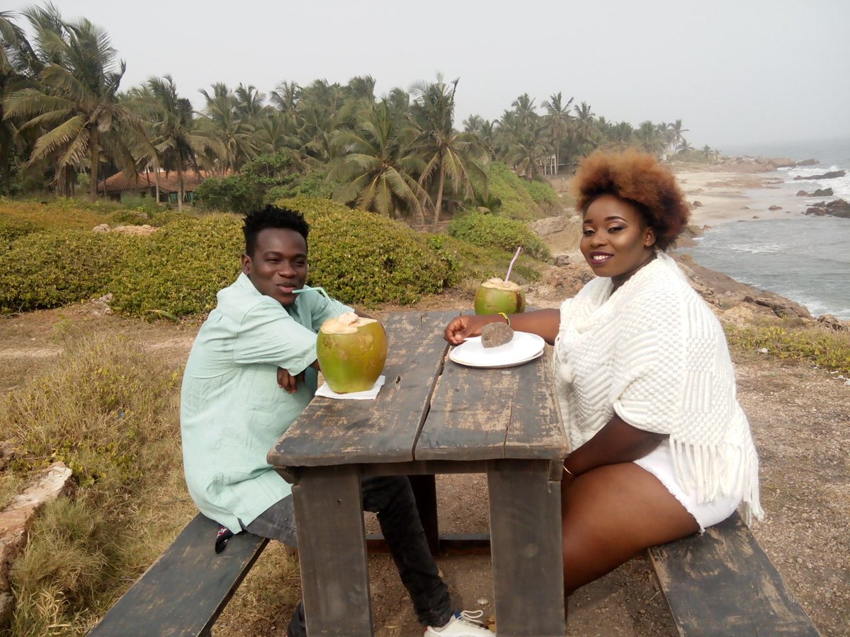 Koo_Ntakra's tweet photo. Time Baecation ๐
don't miss 'us' too much na #YEEBA
https://t.co/5uLmjAwXJp https://t.co/wWynY6AL41