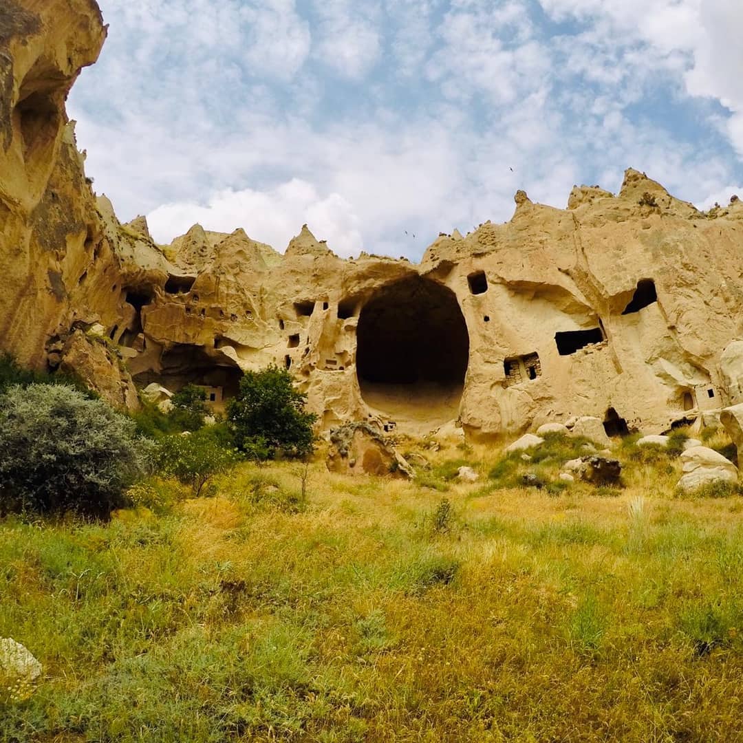 VisitCappadoci4's tweet photo. #Zelve has three #valleys with early Christian cave #monasteries. #Cappadocia #readytogo #passportready #visitturkey https://t.co/3cfs03ax5X