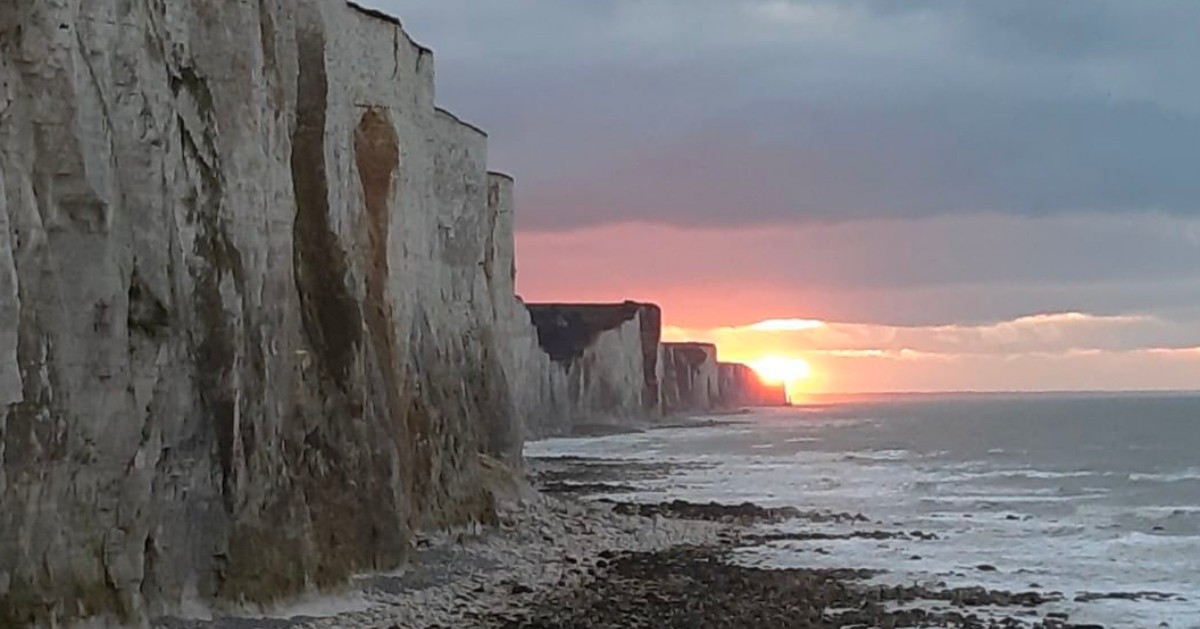 DdfPaca's tweet photo. Sunset dans les Hauts de France, Falaises d'Ault.
📸@cerysette13 👍👍
#hautsdefrance #esprithautsdefrance #sunset #falaises #amazing #travel #golf #gofler #aftercourse #nature #france #baiedesomme #ault https://t.co/fxvuKesZ4F