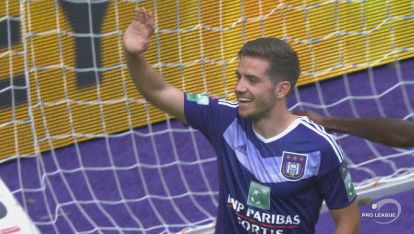 Mauveside's tweet photo. #Gaziantep coach M. Sumudica: “We are in talks with #Chipciu, but his price is too expensive.”
#RSCA https://t.co/KKuA3O1ASw