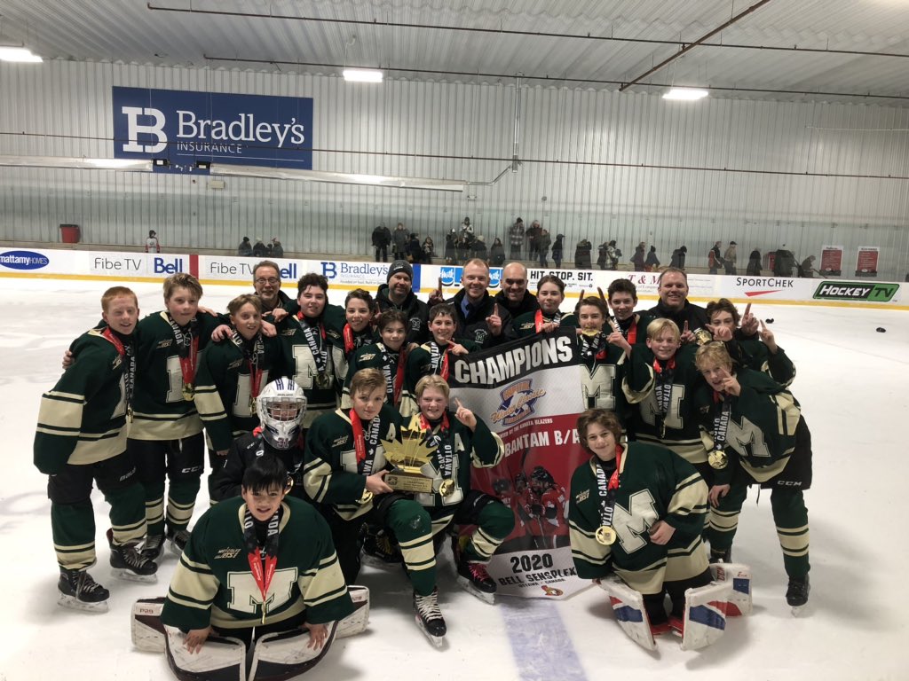 Sensplex's tweet photo. Itβs Gold for the Metcalfe Jets in Minor Bantam B/A final! ππ #BlazersCWC20 https://t.co/Luov8fqvbk