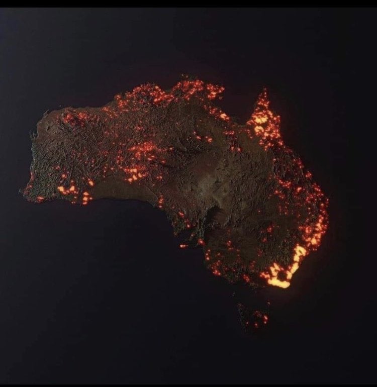chocoila's tweet photo. guardate questa foto dell’Australia in fiamme vista dalla stazione orbitante e dal satellite. 

è impressionante
#PrayForAustralia https://t.co/r594z9vt5X