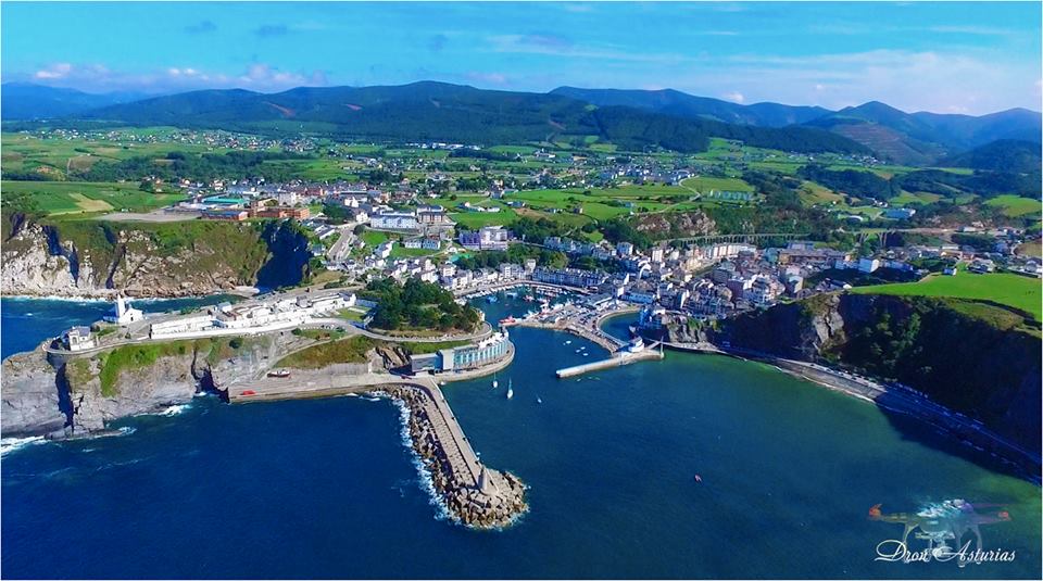 TurismoAsturias's tweet photo. ¿Qué os parece si les pedimos a los Reyes Magos un viajecito por tierras asturianas? Pinta bien ¿no? 
Pues, esto es solo el principio 💚
© 📷Dron Asturias https://t.co/D2WIdOdkjh