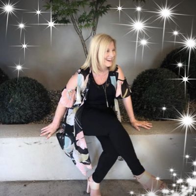 DebbieVents's tweet photo. #NewProfilePic https://t.co/PRqvdIQOYt