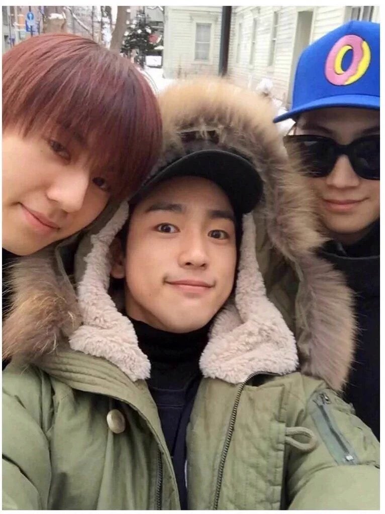 jingyeomfiles's tweet photo. happy birthday to the absolute best leader!! thank you for your hard work ❤️ #IThinkILoveJBDay https://t.co/hDaU3we7NK