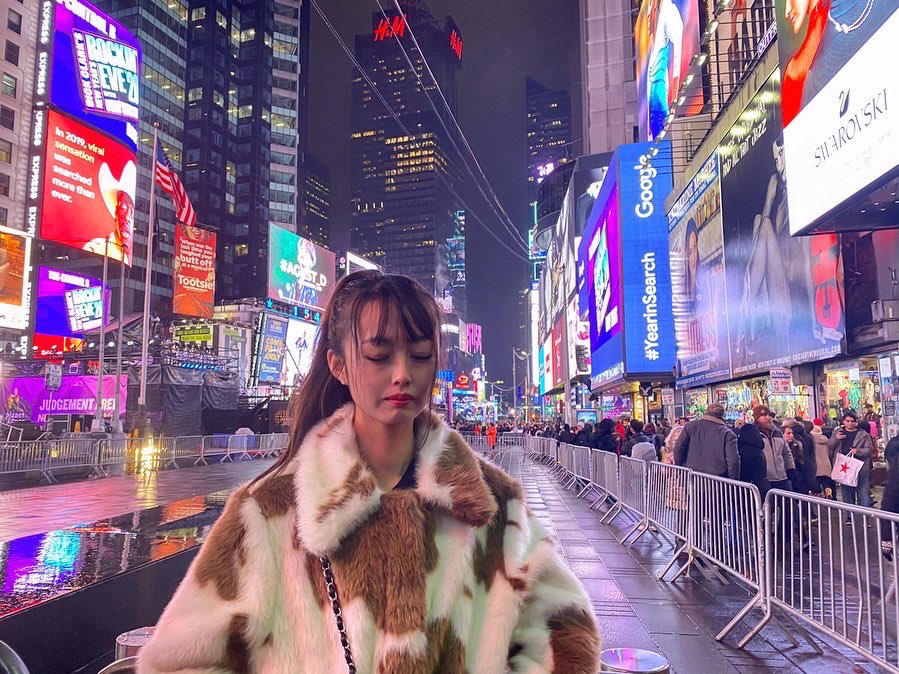 BaeNarco's tweet photo. NYC🗽❤️ https://t.co/2TI3cJ9Qnv