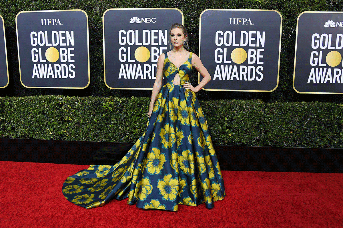 etnow's tweet photo. Miss Americana. #GoldenGlobes https://t.co/aHKctfn4jt